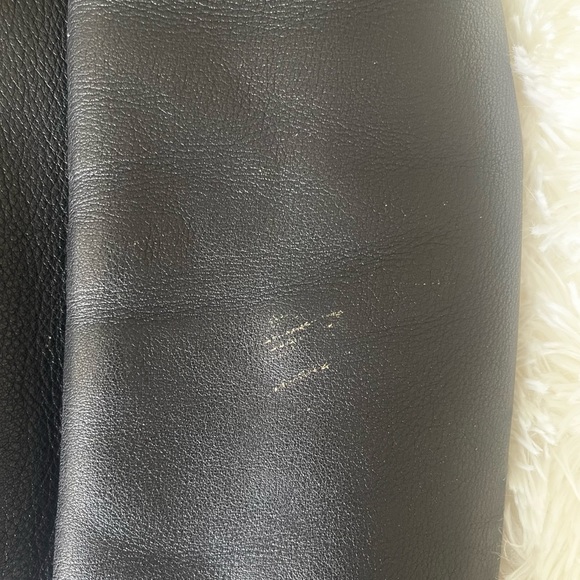 Men’s vintage leather jacket with white stripes. - Picture 9 of 16